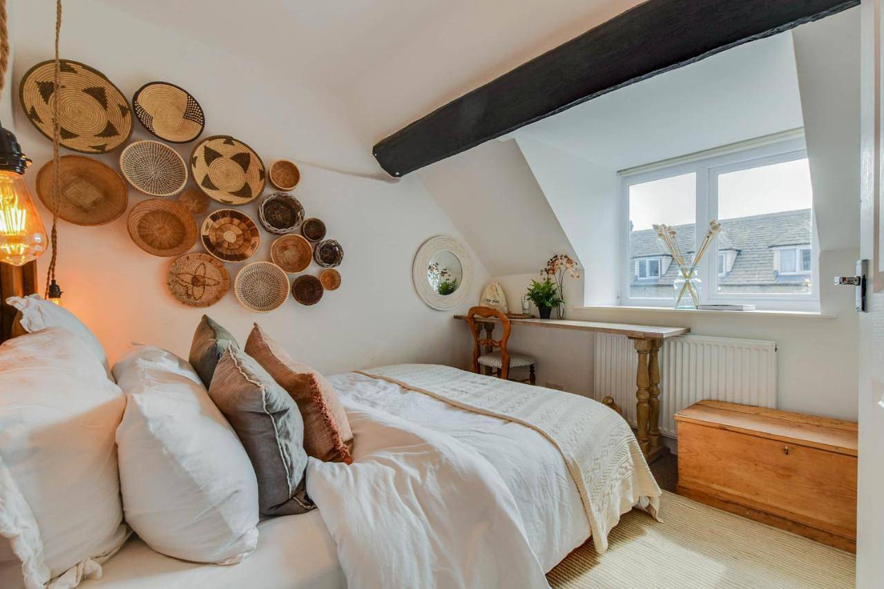 Entire apartment, Two-Bedroom Apartment in South Cerney, Gloucestershire