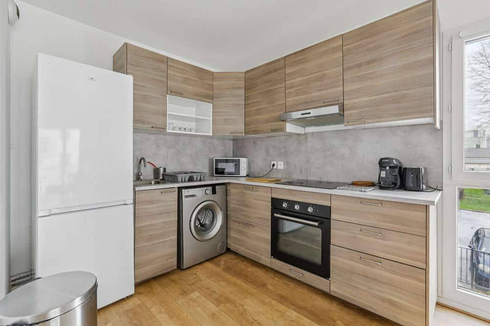 Entire apartment, Chic apart with terace and parking in Rouen, Rouen region