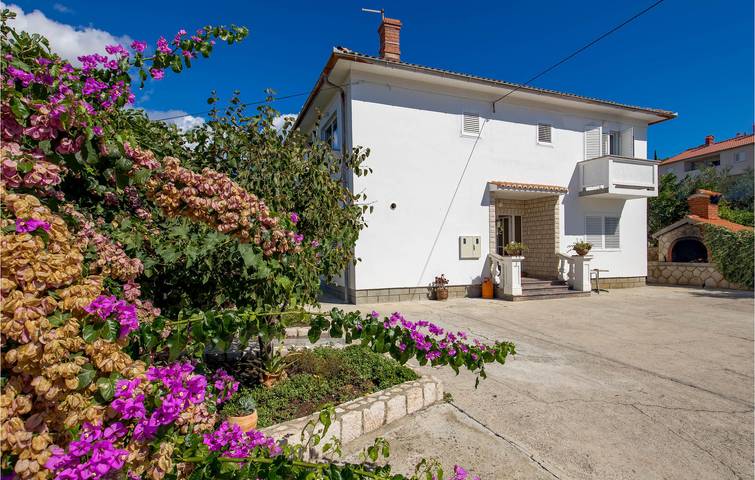 Ferienwohnung für 3 Personen, mit Terrasse und Garten auf Rab