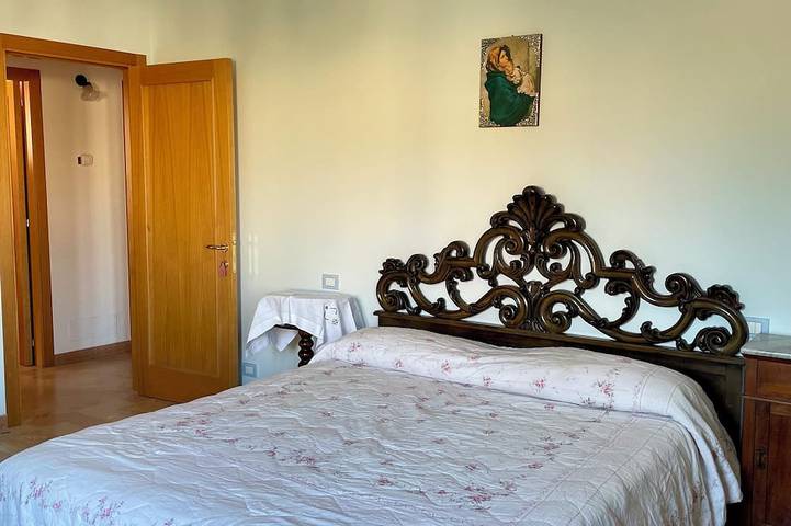 Casa Estelo, immersa in un'oasi di tranquillità ideale per famiglie in Ponzano di Fermo, Provincia di Fermo