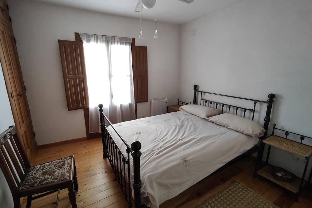 Comfortable house in historic Barrio and 5 minutes walk to town centre in Alhama de Granada, Granada Province