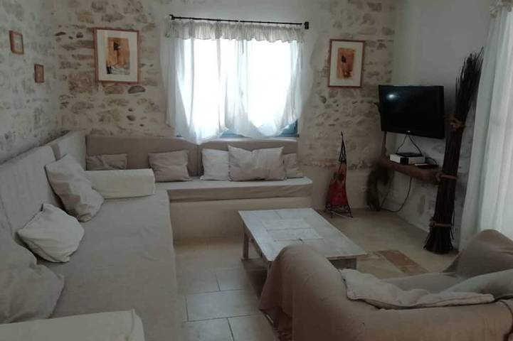 Gîte pour 17 personnes, avec jardin à Bellegarde - 2