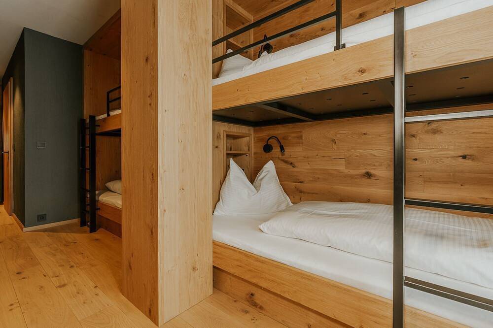Geheel appartement, Almrausch Boutiquechalet - Apartment Top 1 in Lech, Arlbergpas