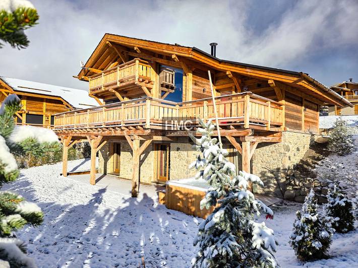 Chalet pour 10 personnes, avec jacuzzi et balcon à Bolquère