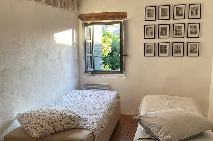 Location de vacances pour 6 personnes, avec Balcon et Jardin à Fons-sur-Lussan - 4