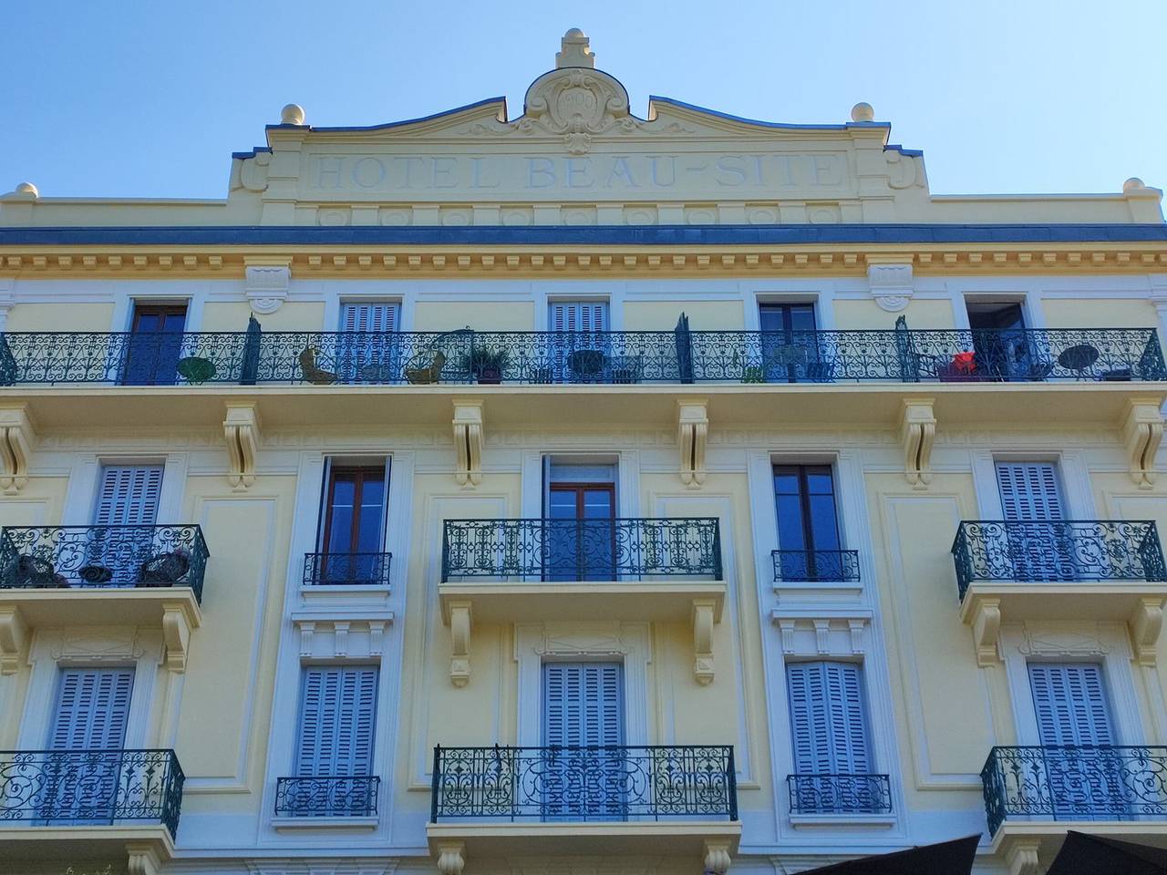 Studio entier, Studio avec kitchenette séparée à Aix-les-Bains in Aix-les-Bains, Région de Chambéry