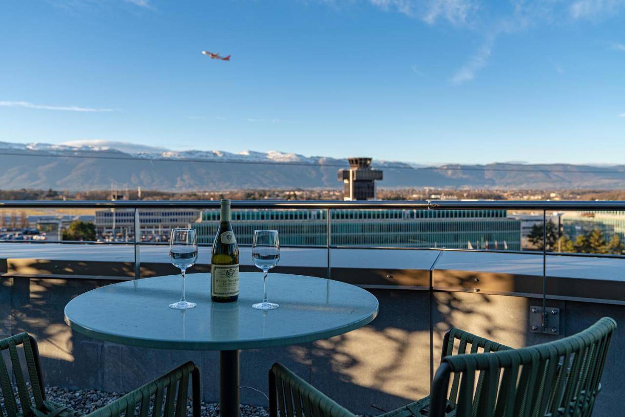 Nash Suites Airport Hotel in Cointrin, Meyrin