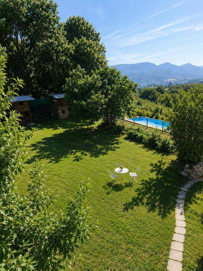 Maison d’hôte pour 3 personnes, avec vue ainsi que piscine et jardin, animaux acceptés dans Parc naturel régional du Vercors - 2