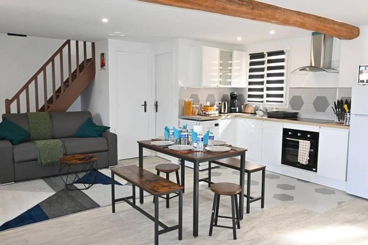 Gîte pour 6 personnes, avec terrasse à Villeneuve-sous-Dammartin - 3