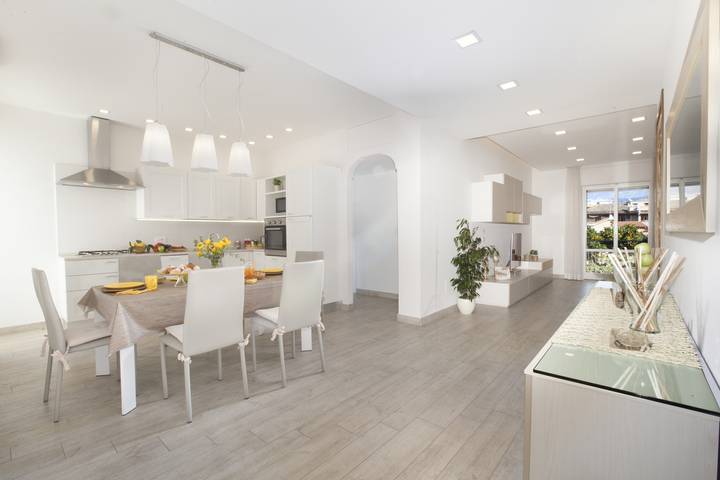 Vacation rental for 7 people, with balcony and hot tub in Sorrento