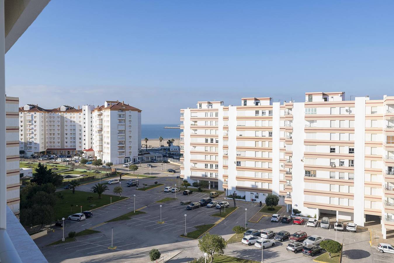 Apartamento vacacional entero, El Trebol  - Fantástico apartamento con piscina, comunitaria y Wifi Gratis in Valdelagrana, El Puerto de Santa María