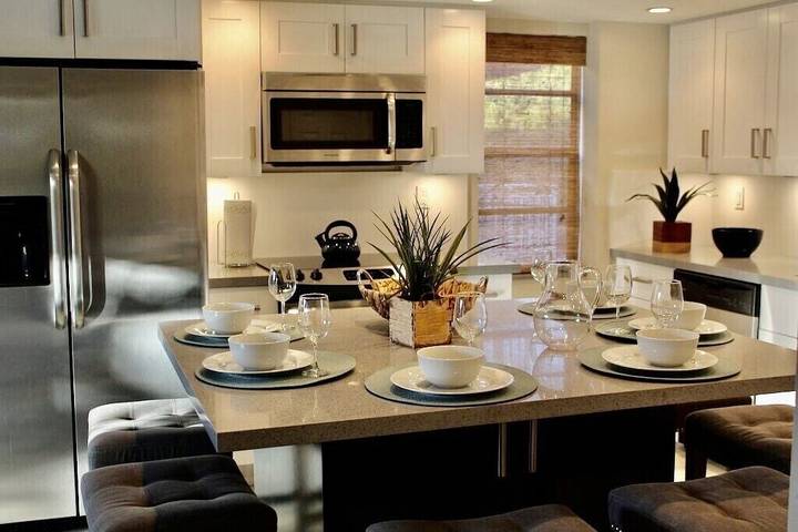 Vacation rental for 10 people, with balcony and yard in Key Largo