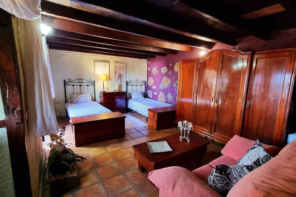 Casa Federico , rodeada de pinares y viñedos en Puntagorda, isla de La Palma in El Fayal, Puntagorda