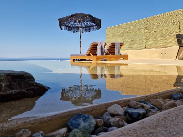 Location de vacances pour 2 personnes, avec vue sur l’océan et terrasse dans Folégandros - 2