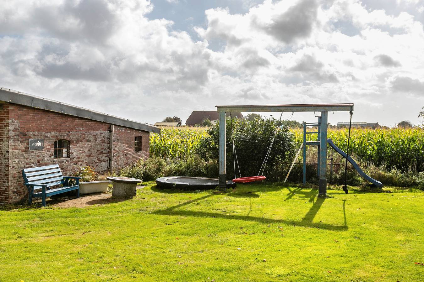 Ganze Wohnung, Ferienwohnung 'Süderoog' mit Privatterrasse, Gemeinschaftsgarten und Wi-Fi in Nordstrand (Gemeinde), Nordstrand