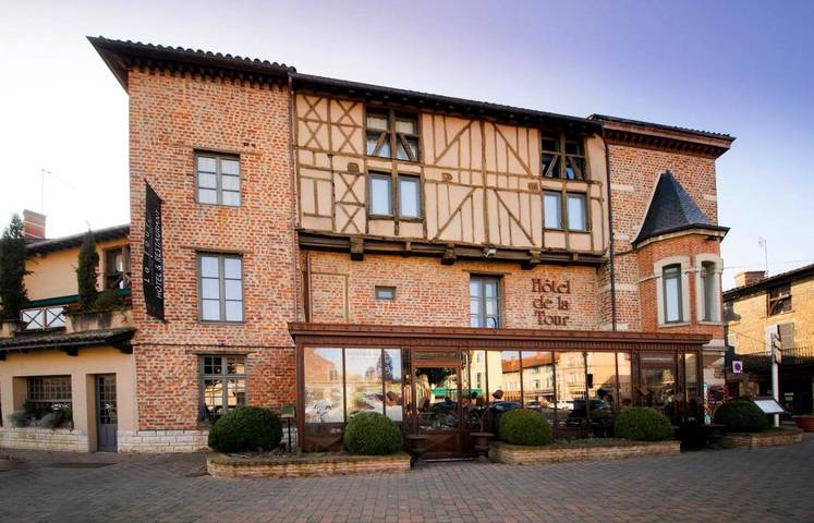 Hôtel pour 2 personnes, avec terrasse et piscine, animaux acceptés - 1
