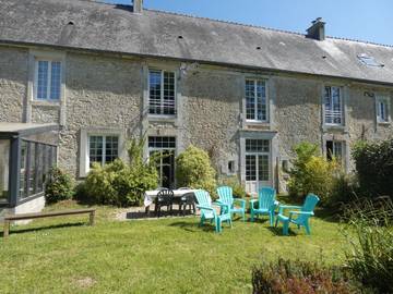 Gîte pour 5 personnes, avec vue et jardin, adapté aux familles à Barbeville
