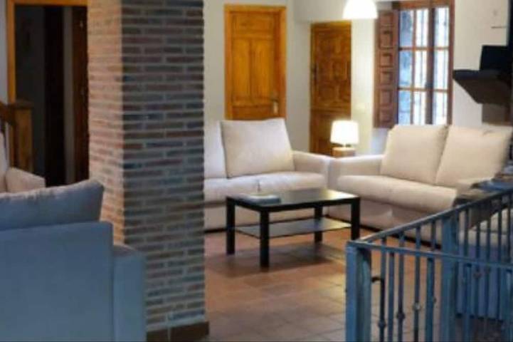 Schloss für 20 Personen, mit Pool und Whirlpool sowie Garten - 1