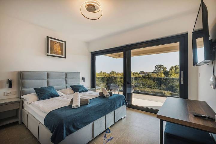 Villa mit pool für 6 Personen, mit Sauna und Whirlpool sowie Garten in Poreč - 4