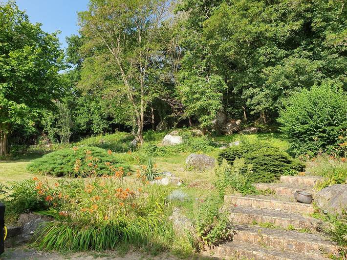 Gîte pour 6 personnes, avec Terrasse ainsi que Jardin et Piscine