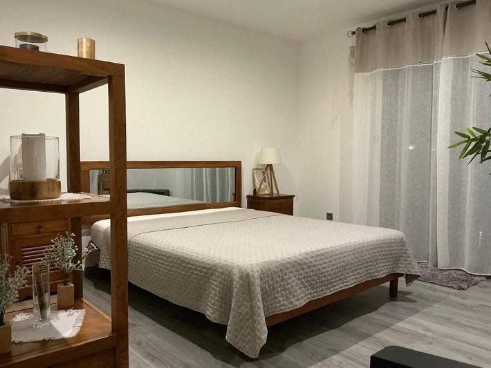 Gîte pour 3 personnes, avec terrasse ainsi que vue et jardin, animaux acceptés dans Sainte-Clotilde - 2