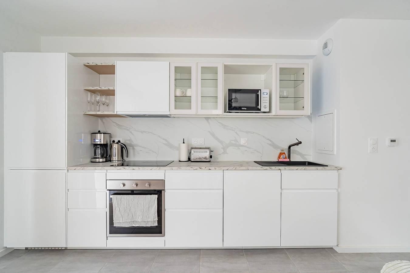 Apartamento entero, 14 Avenue Ddb - A 5 km de Strasbourg, parking in Schiltigheim, Región de Estrasburgo