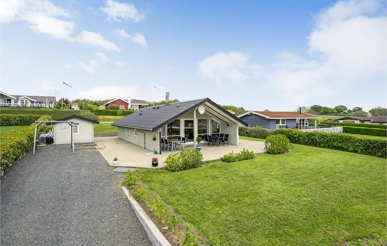 Ferienhaus für 6 Personen, mit Terrasse und Garten