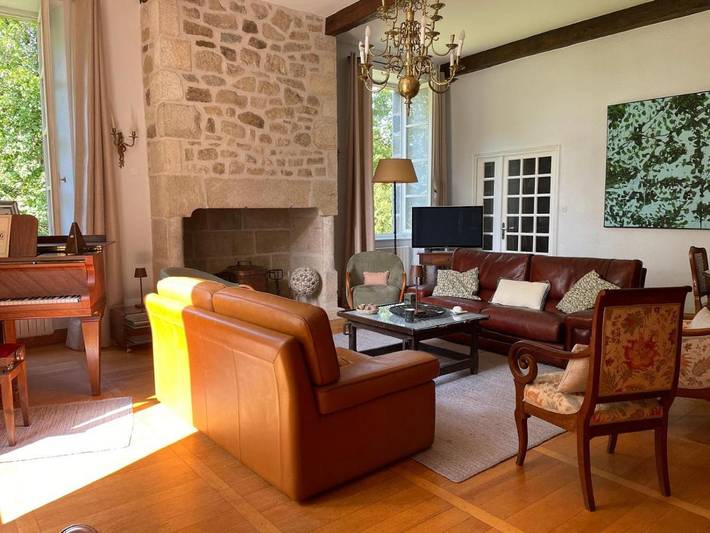 Location de vacances pour 10 personnes, avec bassin pour enfant et jardin dans Saint-Étienne-Cantalès - 3