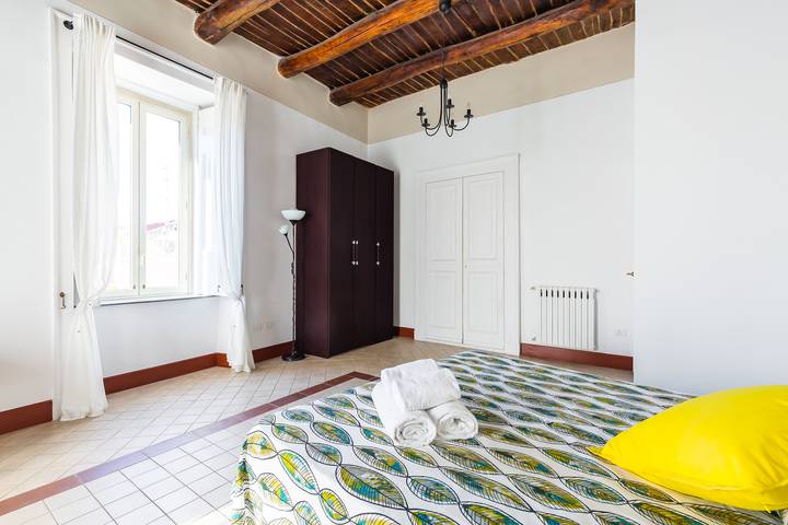 Ganze Wohnung, Lopez 20 - a Big Family Apartment in Neapel, Neapel Provinz