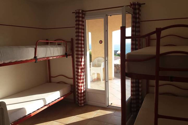 Villa madre nei giardini Tizzano Wi-Fi in Tizzano, Sartena