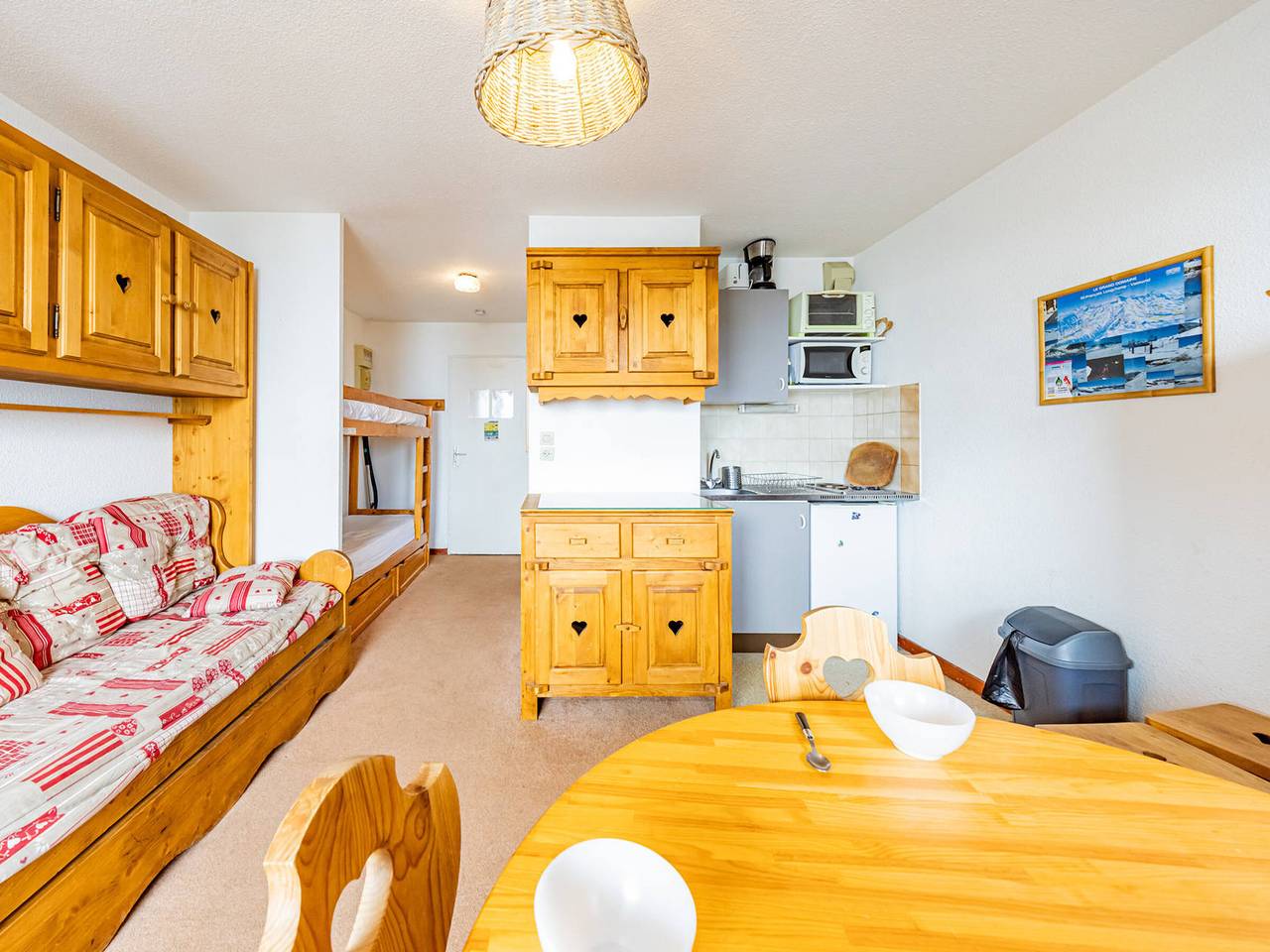 Ganzes Studio, Gemütliches Studio - 26m² - 4 Personen - am Hang und nahe Einkaufsmöglichkeiten in Saint-François-Longchamp, Le Grand Domaine
