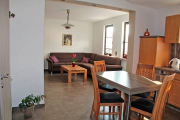 Ferienwohnung für 2 Personen, mit Balkon am Rennsteig