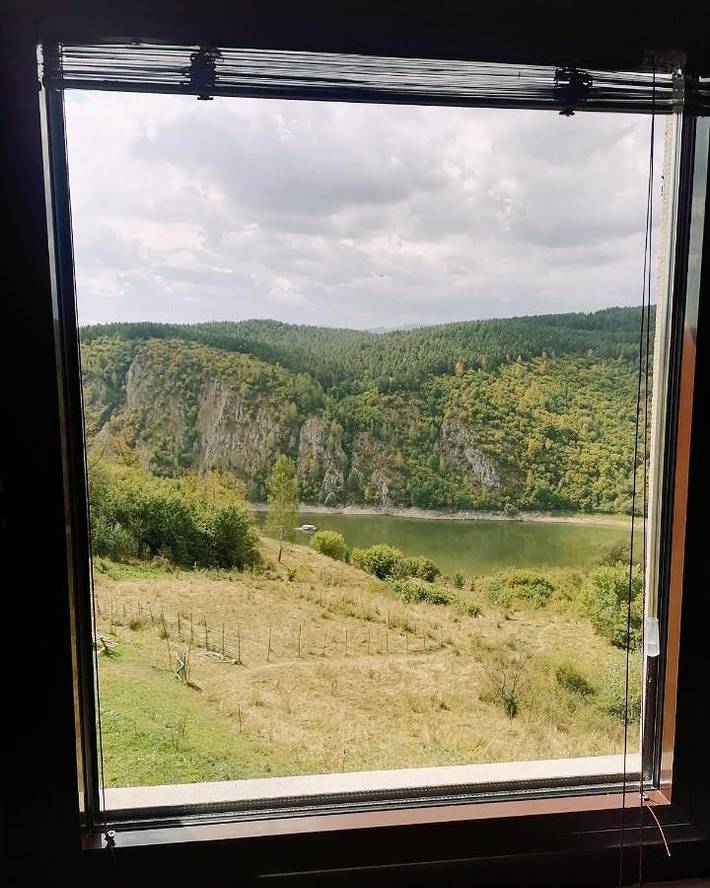 Ferienhaus für 6 Personen, mit Seeblick und Ausblick sowie Garten in Serbien