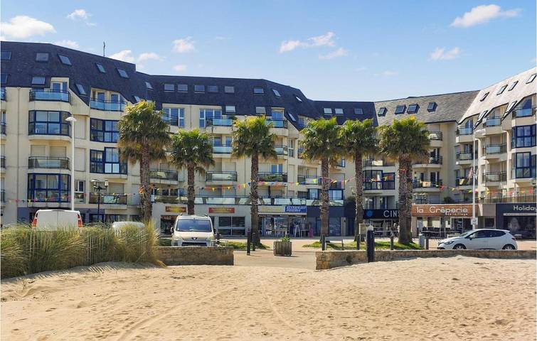 Gîte pour 4 personnes, avec balcon dans Office De Tourisme De Plougonvelin