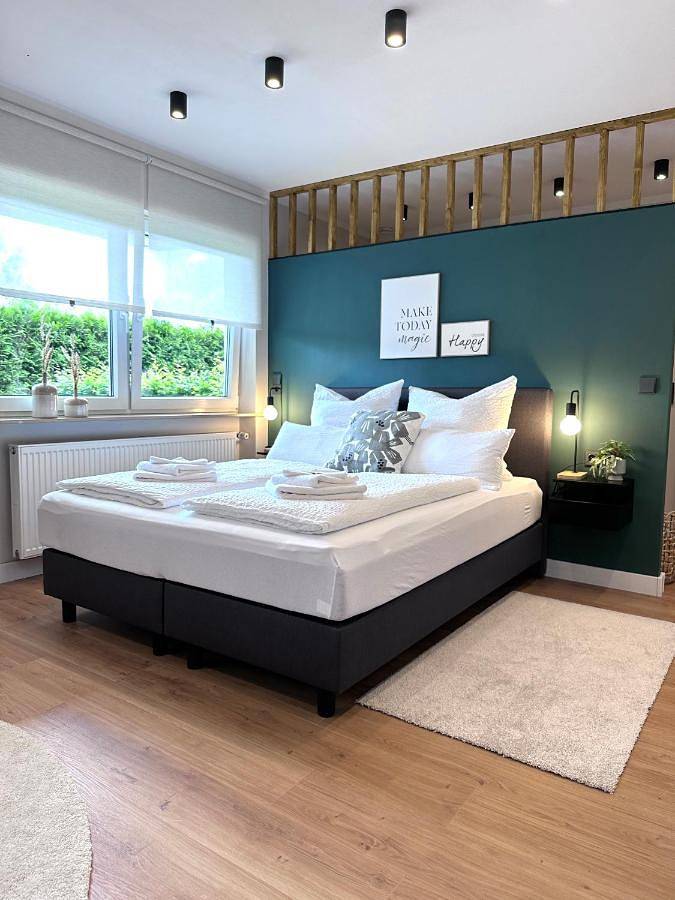 Ganze Wohnung, Business l Wlan l Boxspring I Parkplatz I Komfort in Illingen, Saarland
