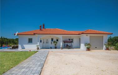 Ferienhaus für 8 Personen, mit Terrasse an der Makarska Riviera