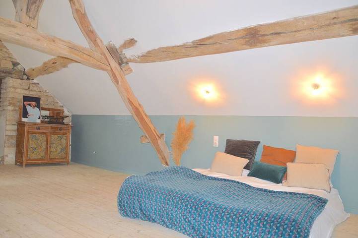 Chambre d’hôte pour 13 personnes, avec piscine et jardin à Stigny - 3