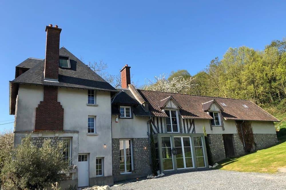 Large 460 M2 Country House With Garden And Sea View in Trouville-sur-Mer, Lisieux und Umgebung