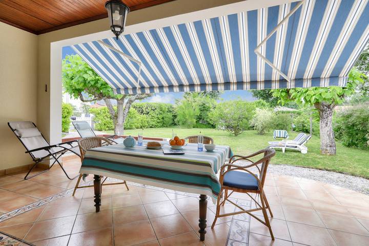 Holiday home for 6 people, with terrace and garden - 1