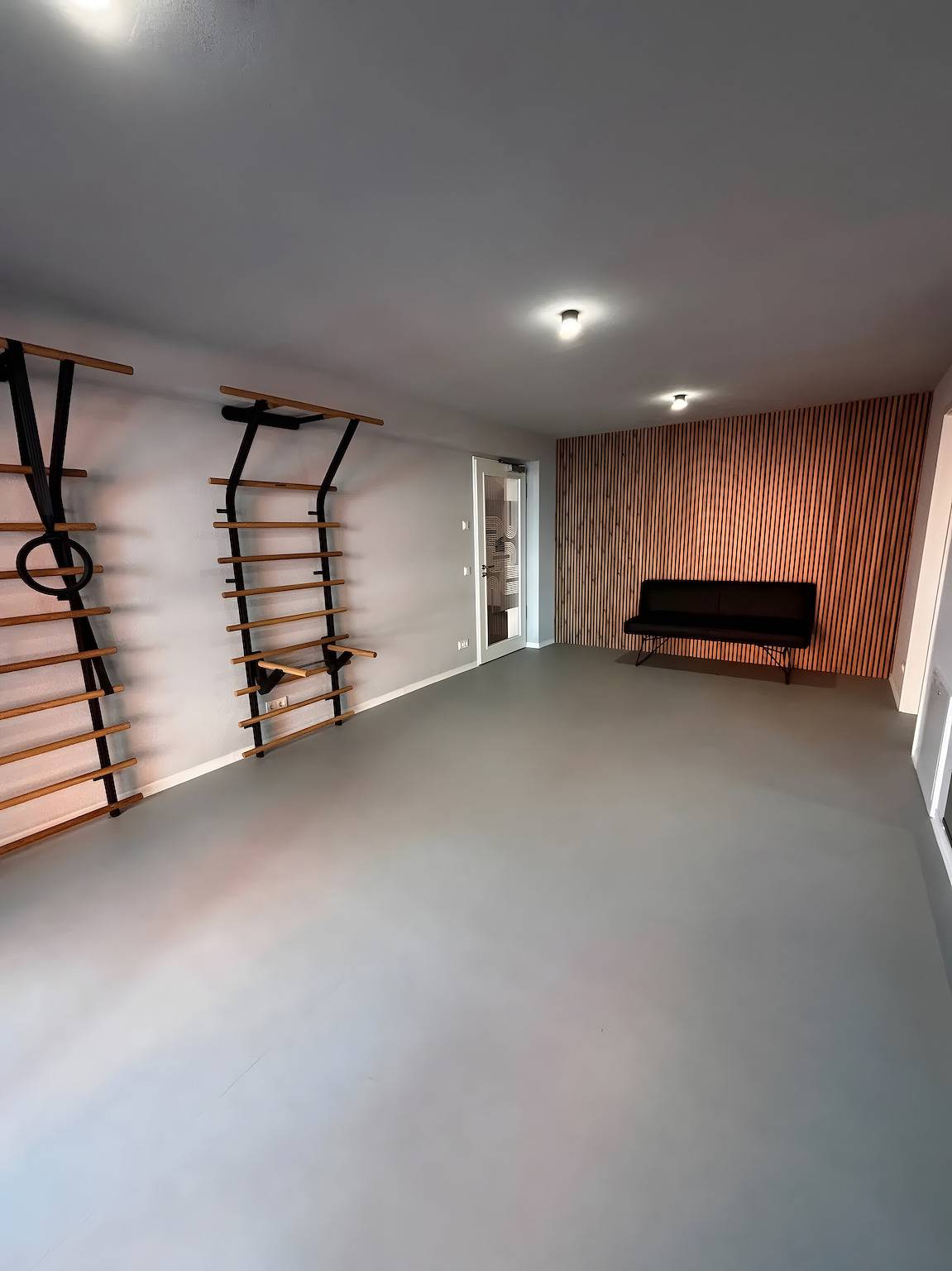 Ganze Wohnung, Apartment „Riversidesuite Tübingen“ mit gemeinsamer Terrasse, Garten und Wlan in Tübingen, Neckar-Alb