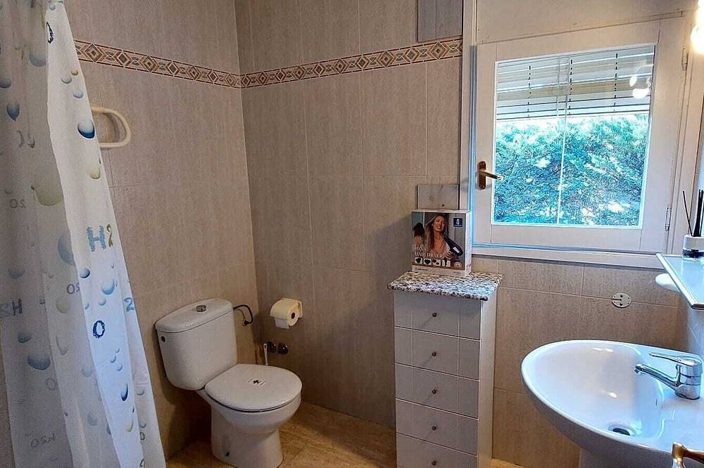 Bravaholidays-601-Lloretpark 1-Fabulous house with pool and spectacular views in Vidreres, Costa Brava