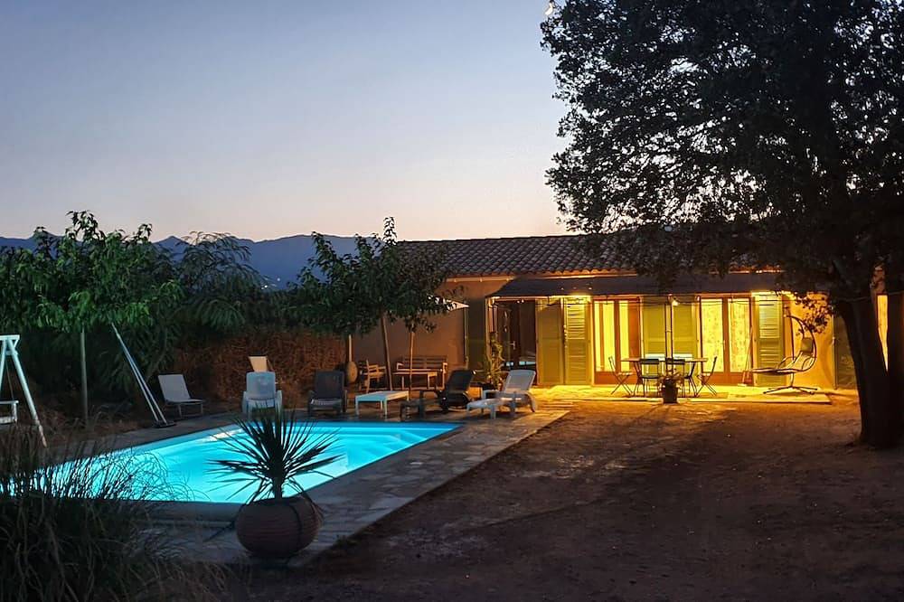 Ein kleines Paradies! Freistehendes Haus – Beheizter Privatpool –7 km zum Strand in Speloncato, Calvi und Umgebung