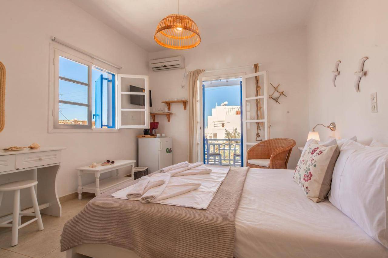 Heliotropio Studios & Apartments in Pollonia, Milos