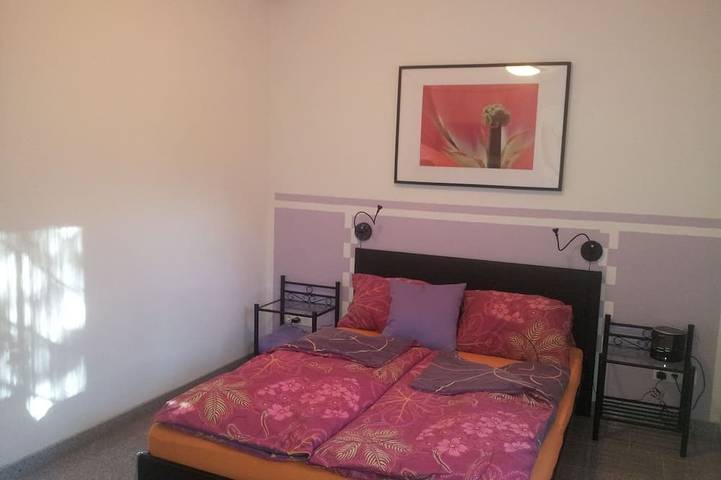 Ferienwohnung für 2 Personen, mit Whirlpool in Graz