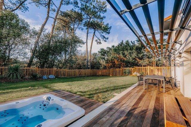 Apartamento de vacaciones para 7 personas, con jacuzzi y jardín - 1