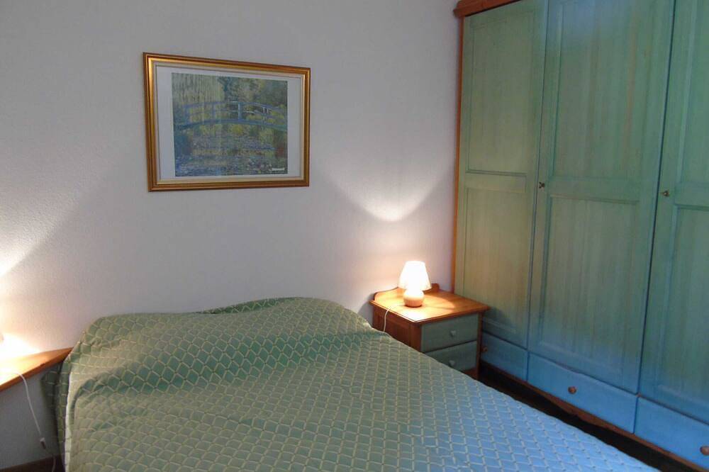 Entire apartment, Spacious 4-room apartment with mezzanine, 200m from ski lifts, Wifi included in Valfréjus, Modane