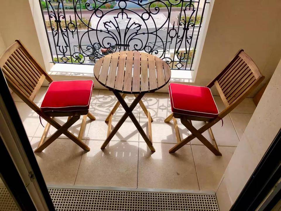 Appartement entier, Appartment near lake Panorama and Paris in Clamart, Hauts-de-Seine