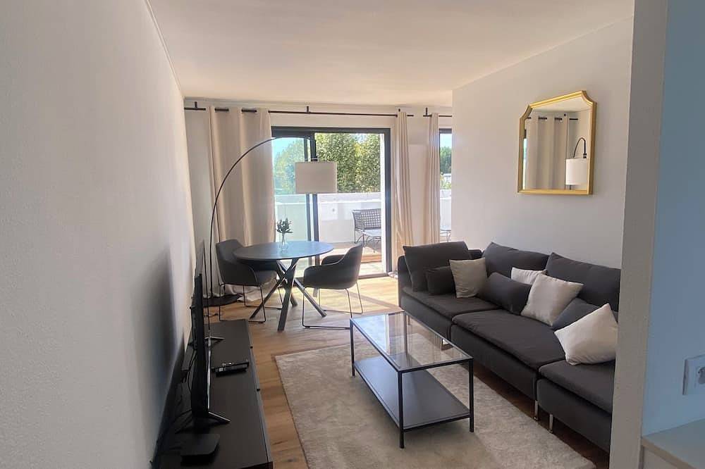 Entire apartment, Two-room apartment in Talence, Bordeaux region