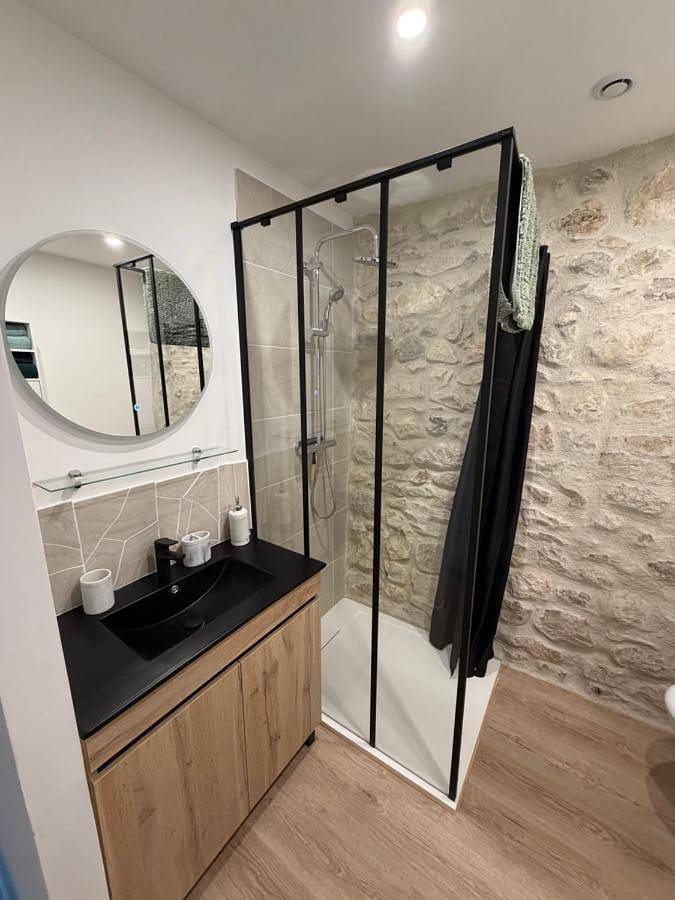 Gîte pour 3 personnes, avec jacuzzi et balcon à Cruas - 4