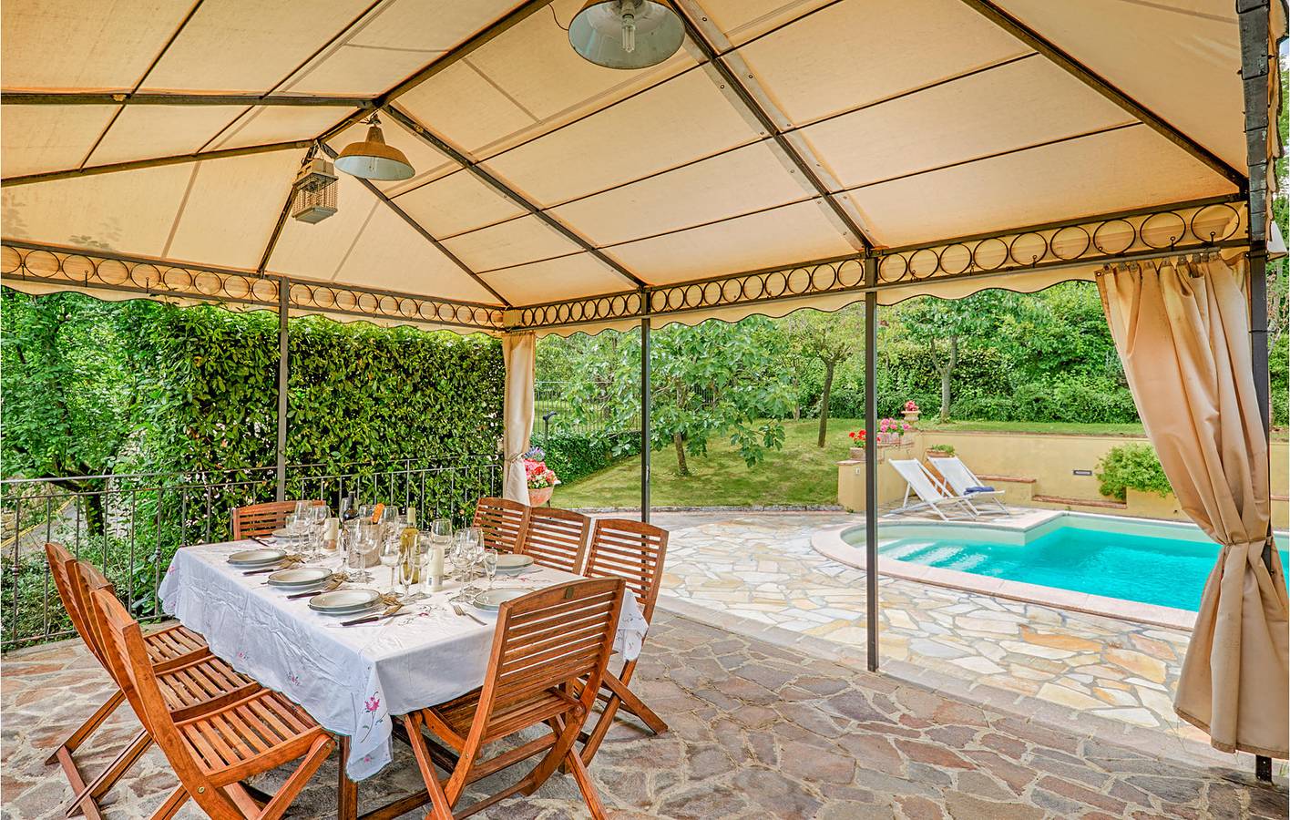 Chic Scandicci Apartment with Pool in Scandicci, Florence Province